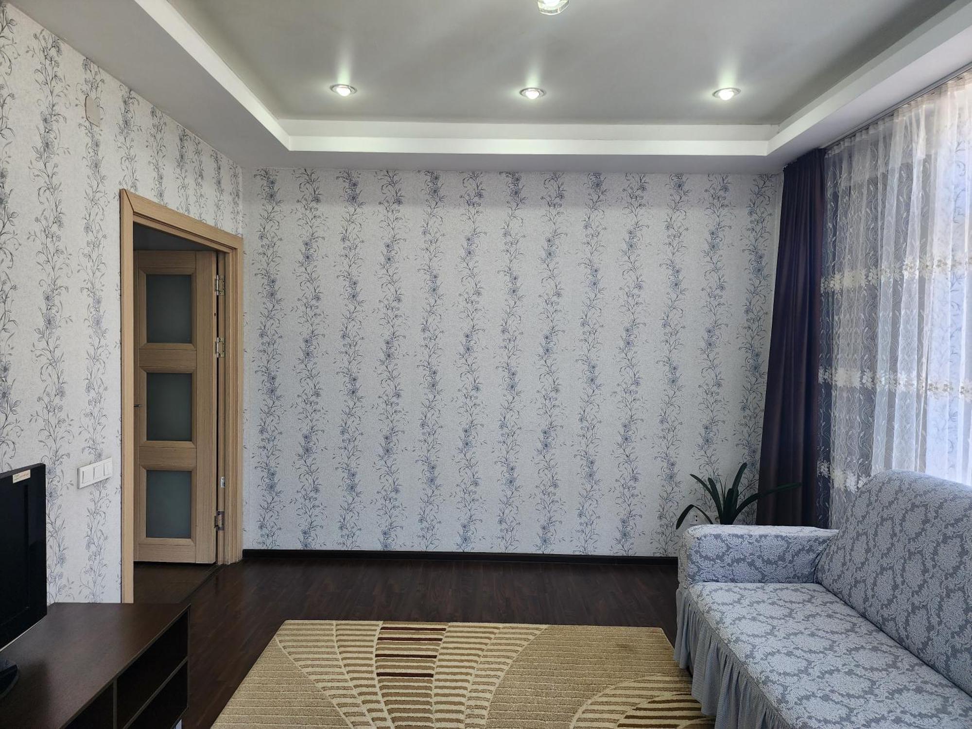 Apartments Paritet Bishkek Exterior photo